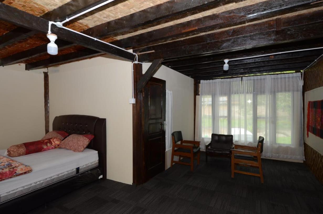 Canyon Jungle Lodge *